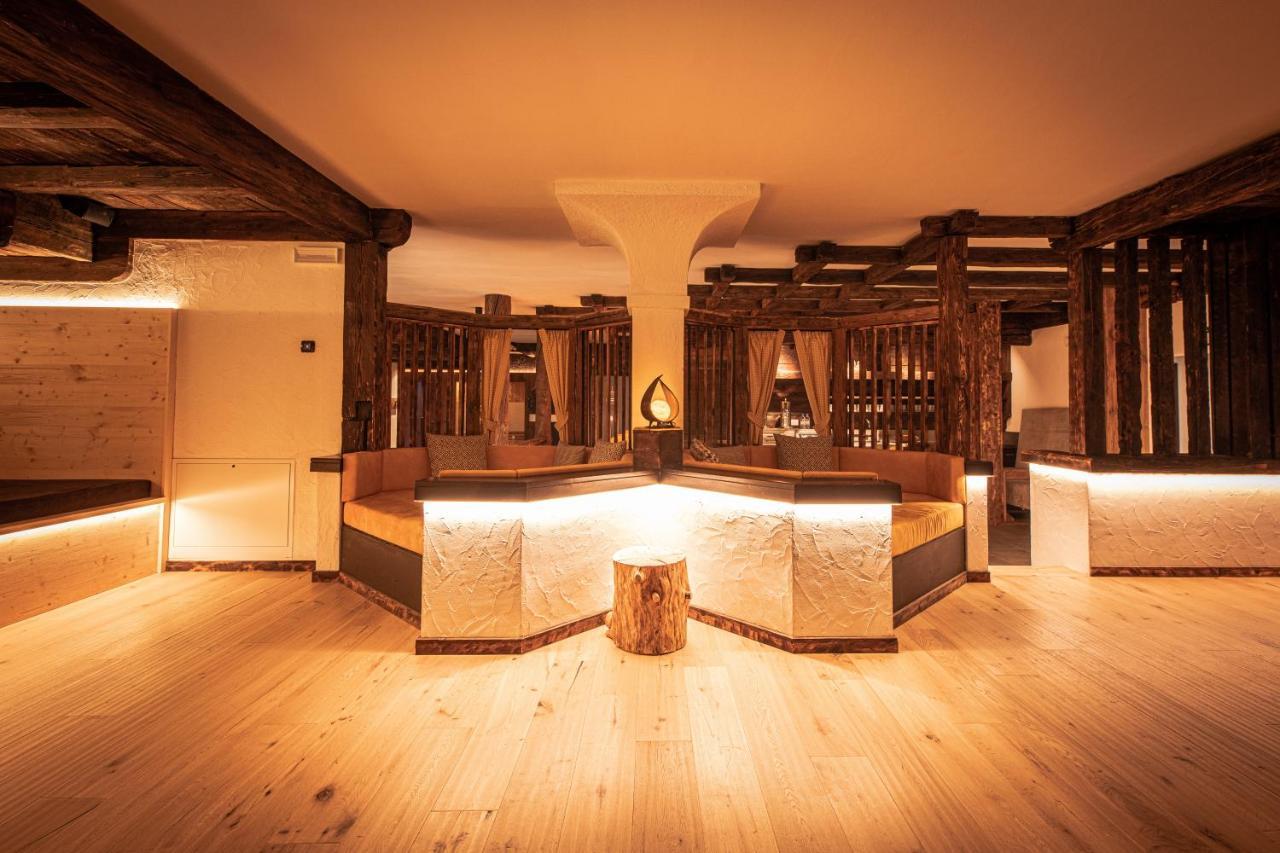 Hotel Gissbach ブルーニコ エクステリア 写真