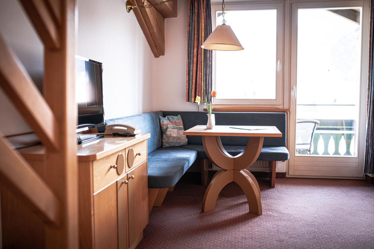Hotel Gissbach ブルーニコ エクステリア 写真