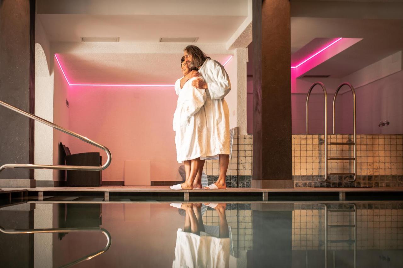 Hotel Gissbach ブルーニコ エクステリア 写真