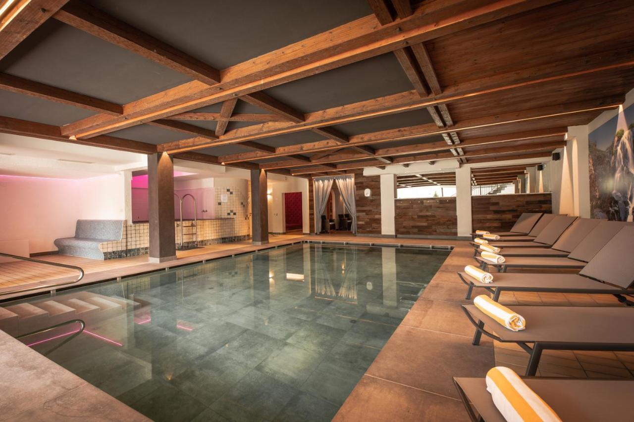 Hotel Gissbach ブルーニコ エクステリア 写真