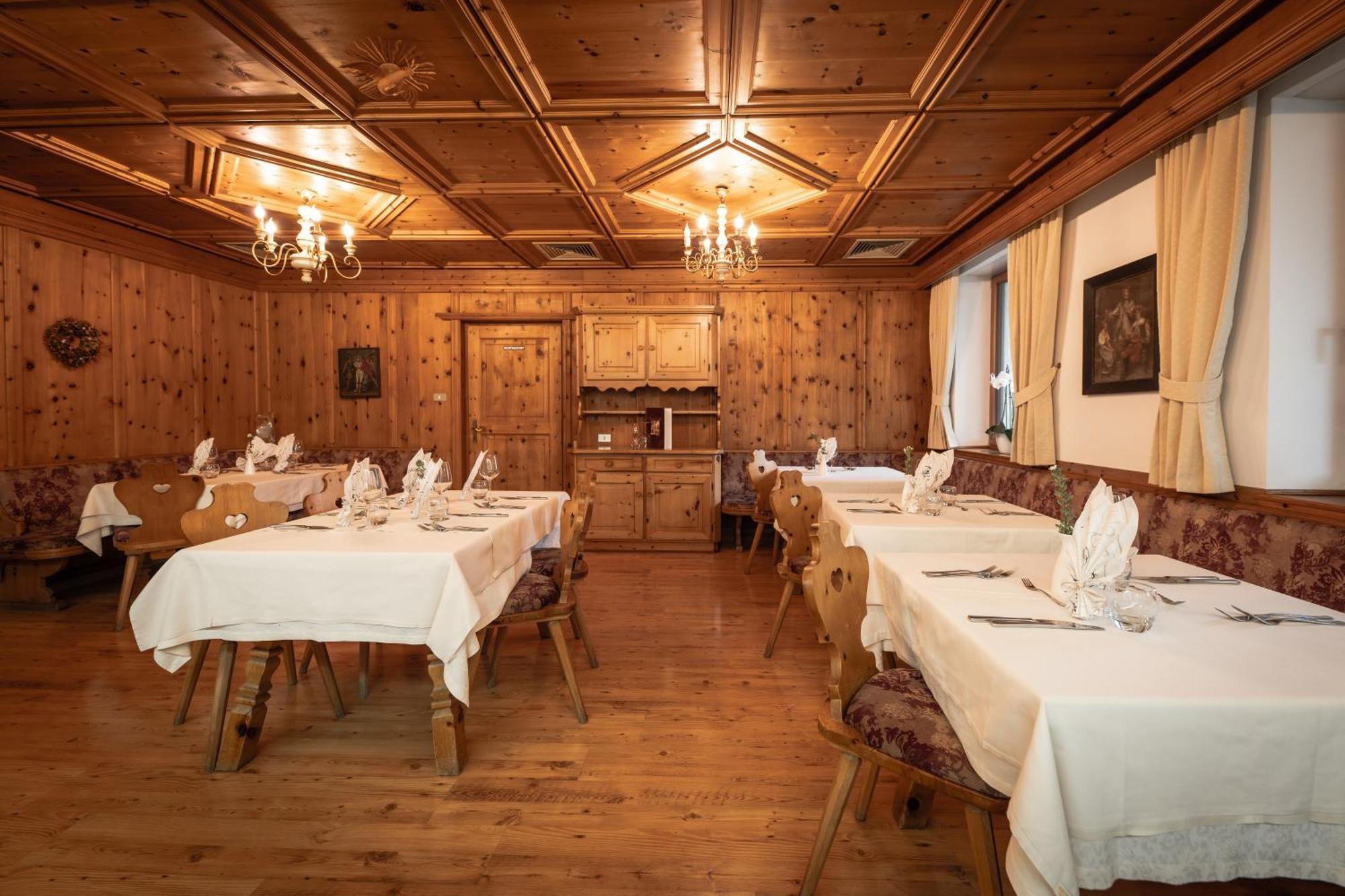 Hotel Gissbach ブルーニコ エクステリア 写真